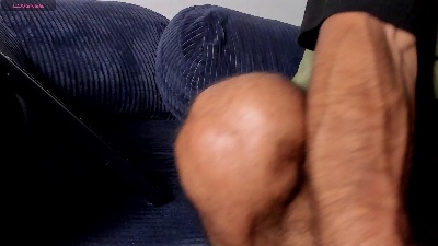 kuzzco live cam on Cam4