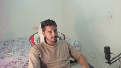 kylian_07 live cam on Cam4