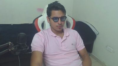 kylian_07 live cam on Cam4