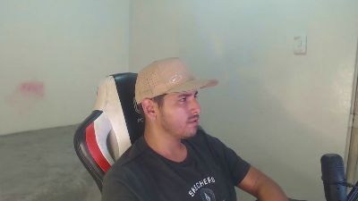 kylian_07 live cam on Cam4