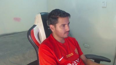 kylian_07 live cam on Cam4