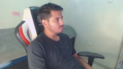 kylian_07 live cam on Cam4