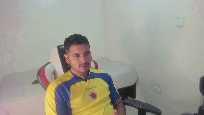 kylian_07 live cam on Cam4