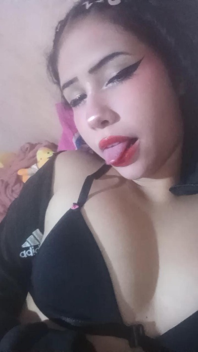 kyokogatinha666 live cam on Cam4