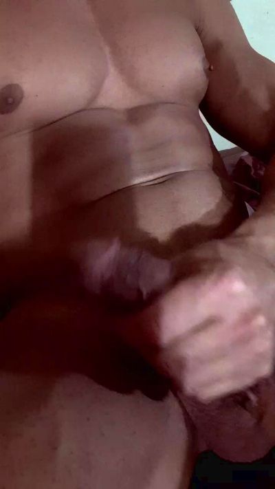 la_roca23 live cam on Cam4