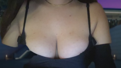 laaatingirrl live cam on Cam4