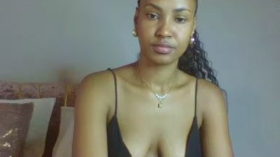 labelledesiles Live Cam on Cam4