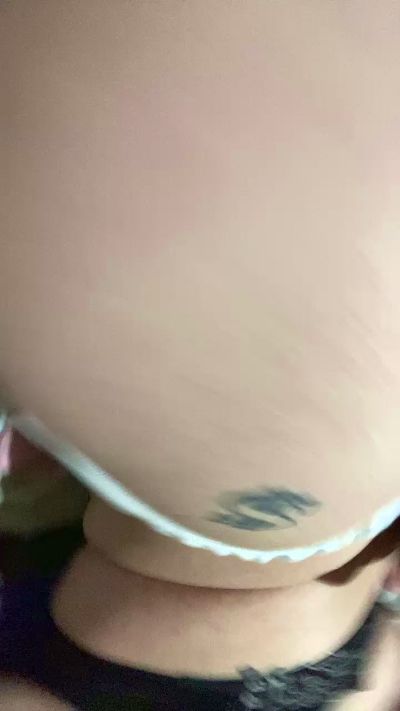 ladeldolar live cam on Cam4