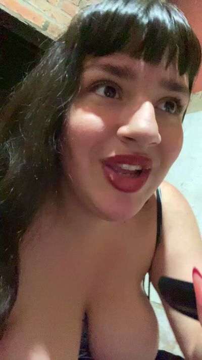 ladeldolar live cam on Cam4