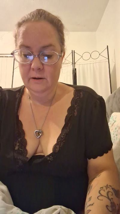 ladyfaye live cam on Cam4