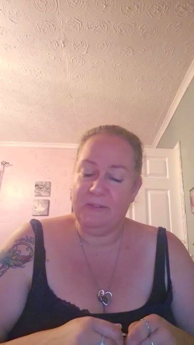 ladyfaye live cam on Cam4