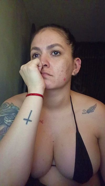 ladykyhara live cam on Cam4