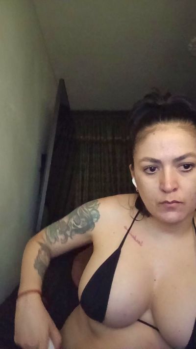 ladykyhara live cam on Cam4