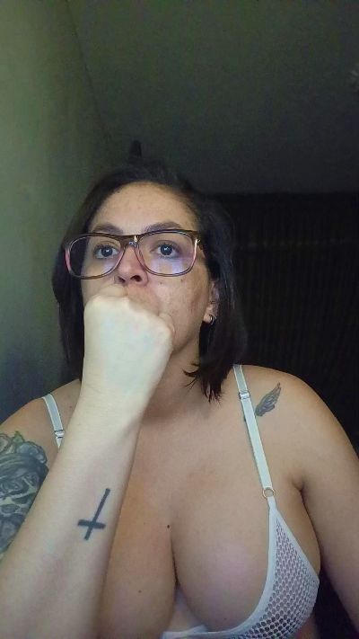 ladykyhara live cam on Cam4