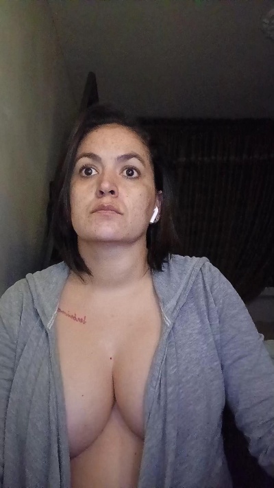 ladykyhara live cam on Cam4