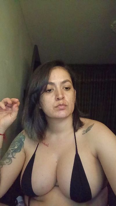 ladykyhara live cam on Cam4