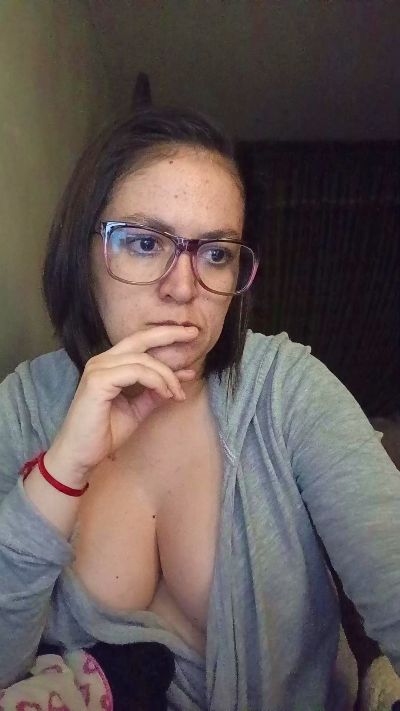 ladykyhara live cam on Cam4