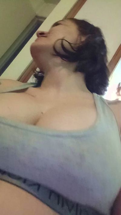 ladykyhara live cam on Cam4