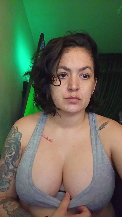 ladykyhara live cam on Cam4