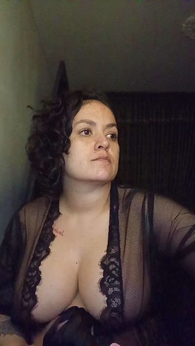 ladykyhara live cam on Cam4