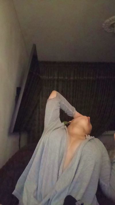 ladykyhara live cam on Cam4