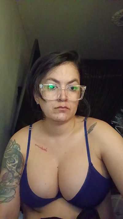 ladykyhara live cam on Cam4