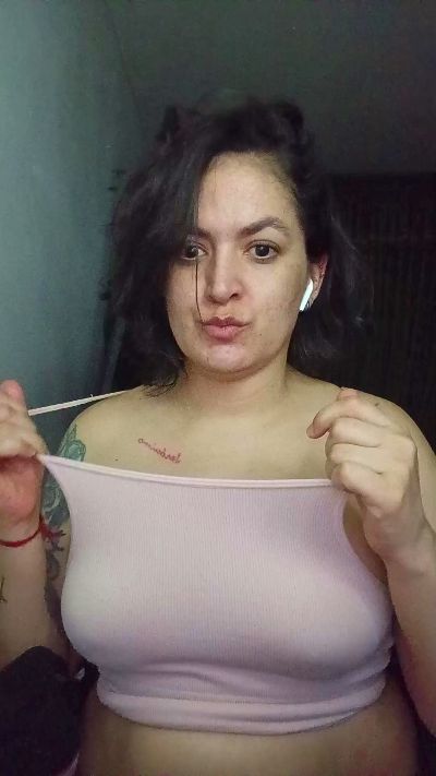 ladykyhara live cam on Cam4