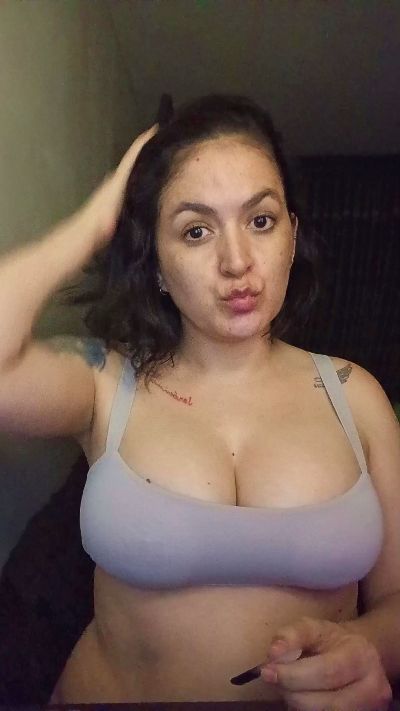 ladykyhara live cam on Cam4