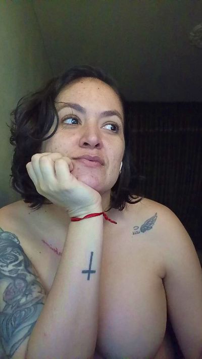ladykyhara live cam on Cam4