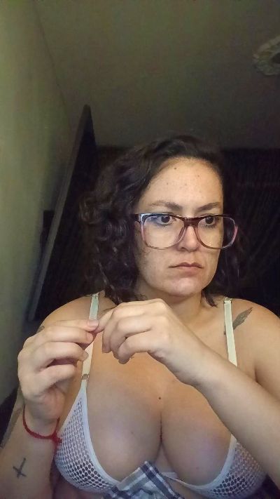 ladykyhara live cam on Cam4