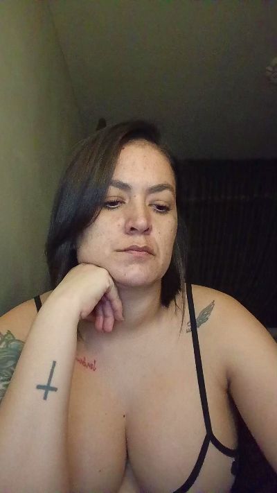 ladykyhara live cam on Cam4