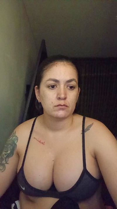ladykyhara live cam on Cam4