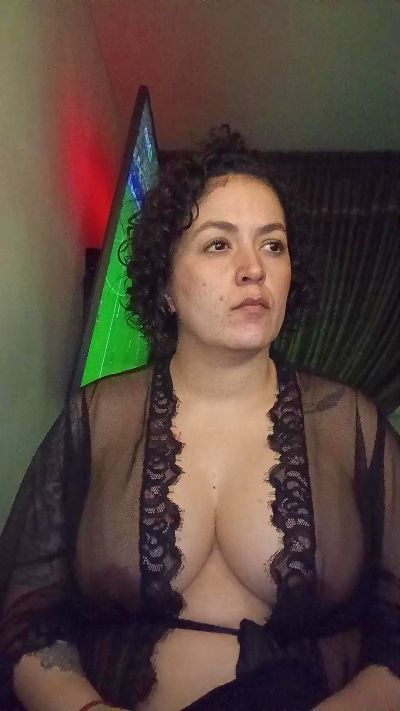 ladykyhara live cam on Cam4