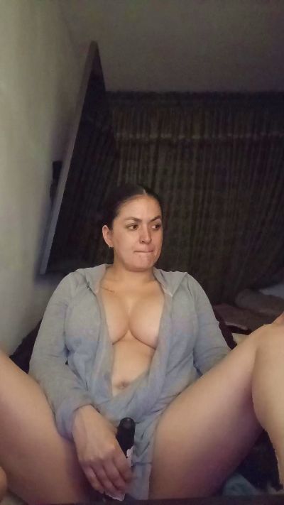 ladykyhara live cam on Cam4