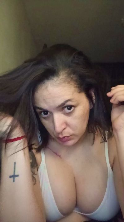 ladykyhara live cam on Cam4