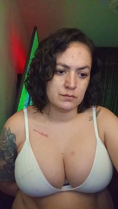 ladykyhara live cam on Cam4