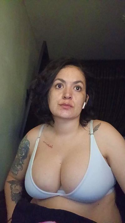 ladykyhara live cam on Cam4