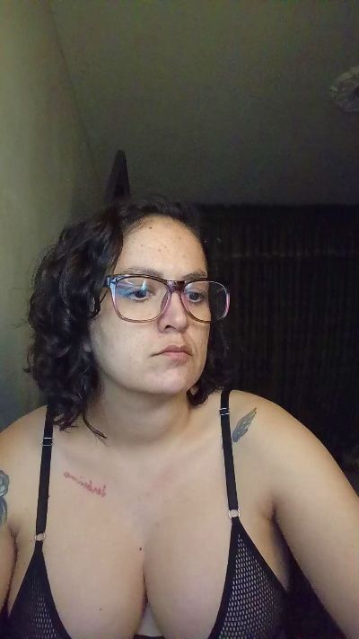 ladykyhara live cam on Cam4