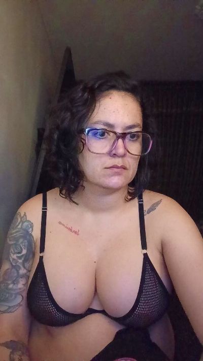ladykyhara live cam on Cam4