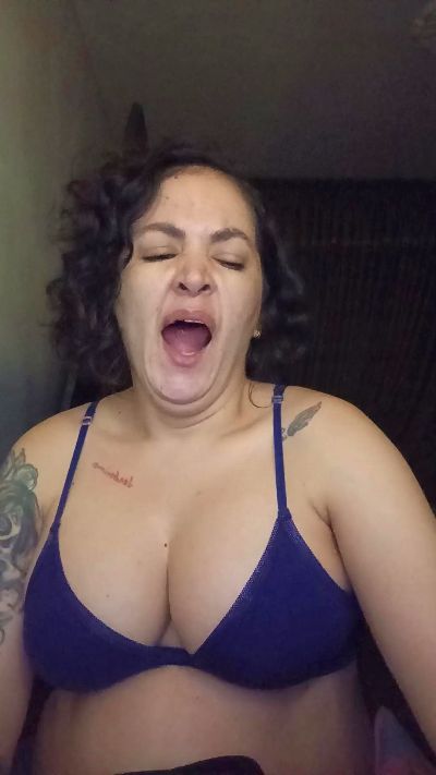 ladykyhara live cam on Cam4