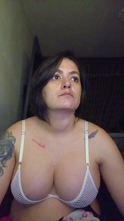 ladykyhara live cam on Cam4