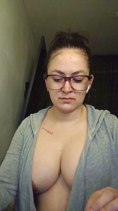 ladykyhara live cam on Cam4