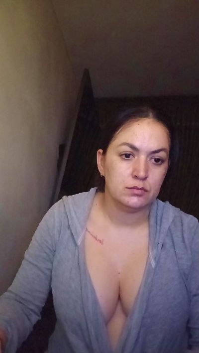 ladykyhara live cam on Cam4