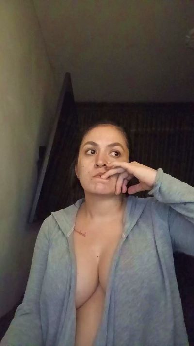 ladykyhara live cam on Cam4