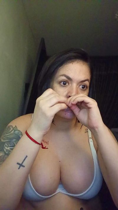 ladykyhara live cam on Cam4