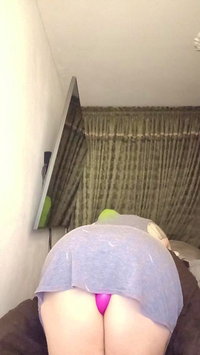 ladykyhara live cam on Cam4