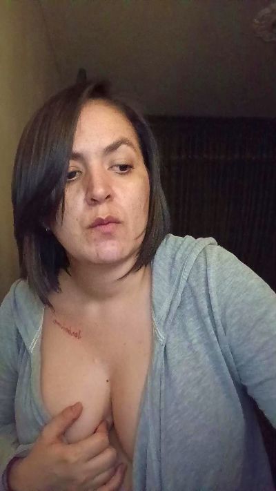 ladykyhara live cam on Cam4