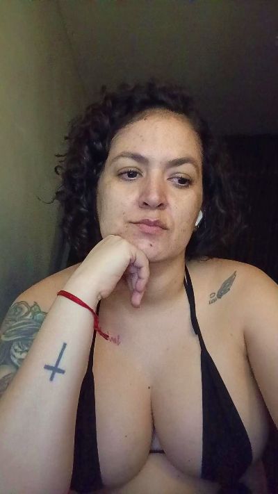 ladykyhara live cam on Cam4