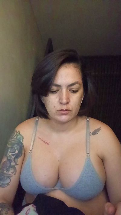 ladykyhara live cam on Cam4