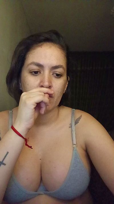 ladykyhara live cam on Cam4